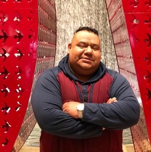 Meet your Posher, Manuel